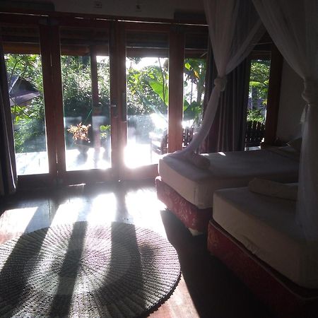 Air Manis Hillside Villa Cafe & Resto Padang  Exterior photo