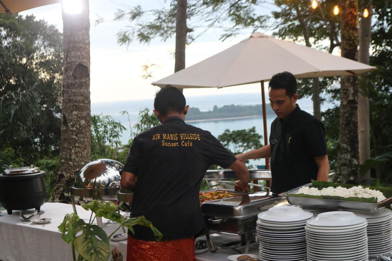 Air Manis Hillside Villa Cafe & Resto Padang  Exterior photo