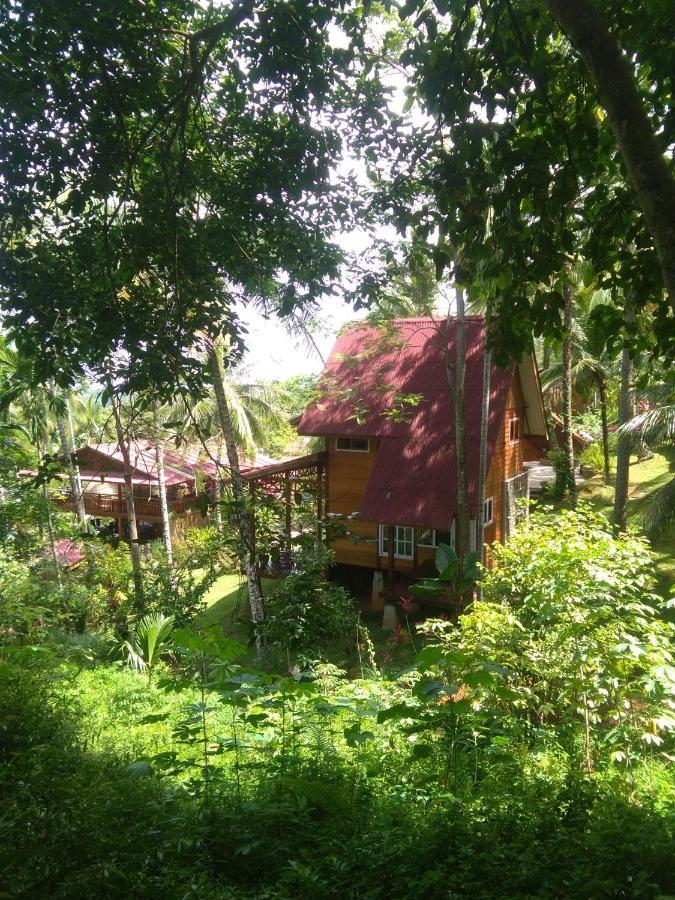 Air Manis Hillside Villa Cafe & Resto Padang  Exterior photo